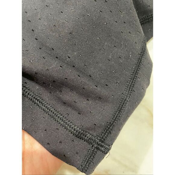 Lululemon Perforated High Waisted Leggings Size 2 - Picture 2 of 6